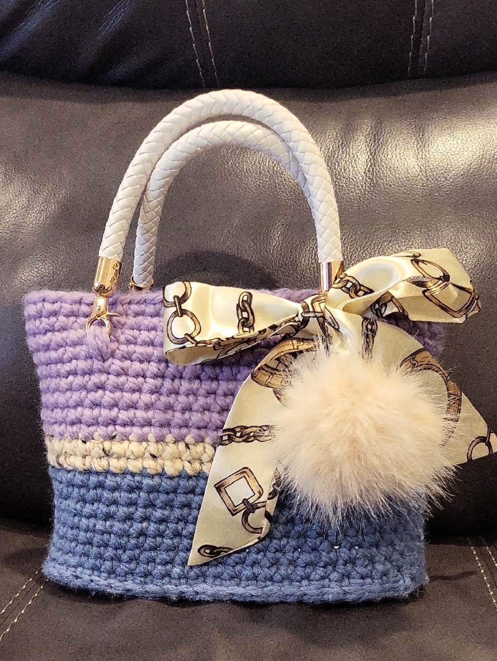 Handcrafted Crochet Wool Handbag W/Purse Scarve And Charm - NWT - Picture 3 of 6